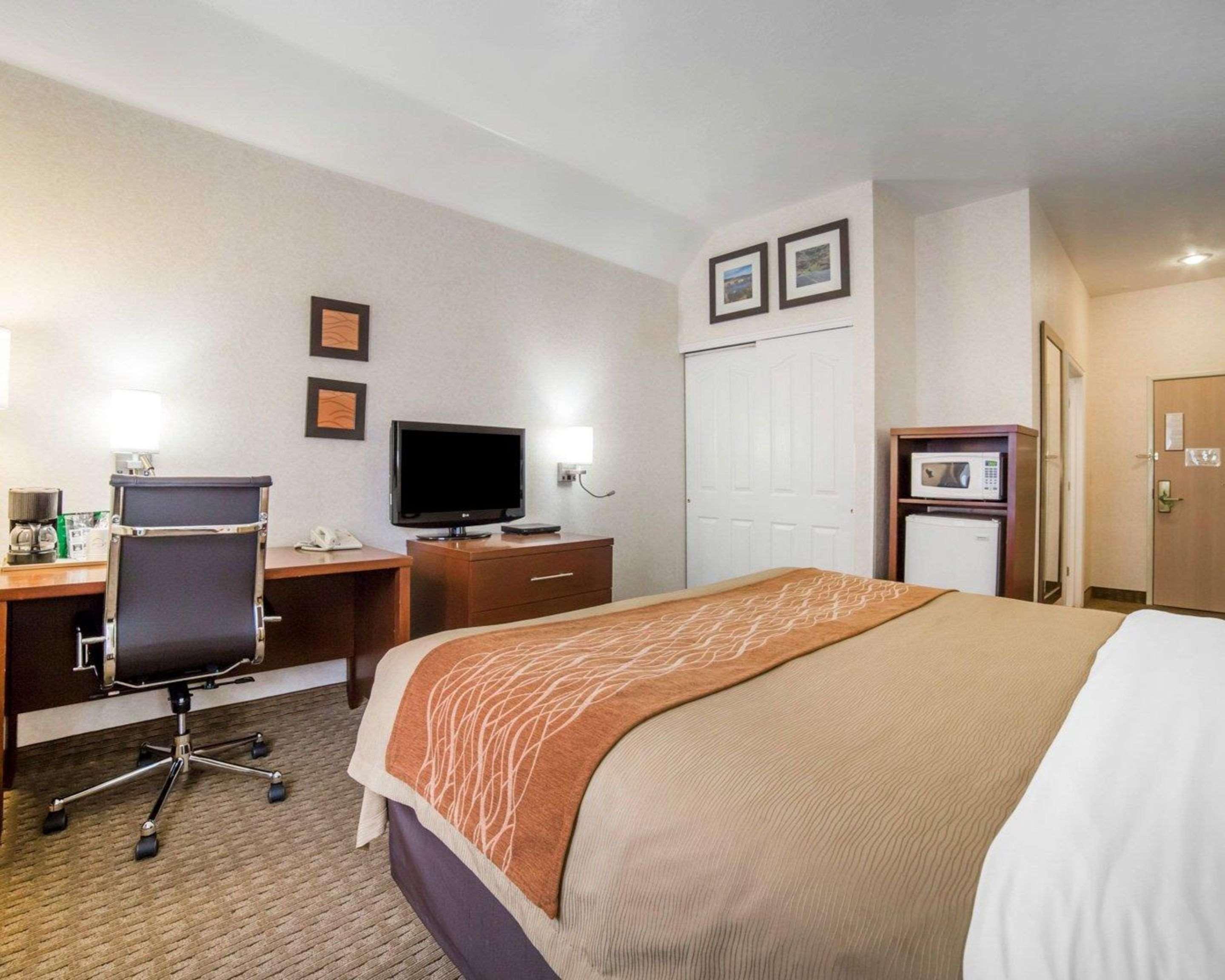 Comfort Inn אלקו מראה חיצוני תמונה